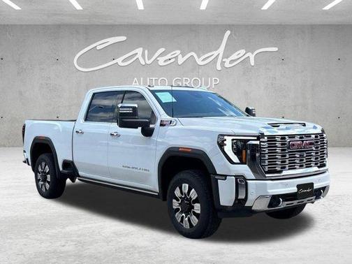 Summit White 2024 GMC Sierra 2500 Denali