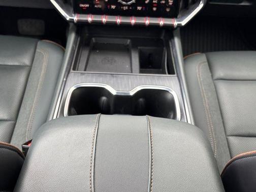 Sterling 2024 GMC Acadia AT4