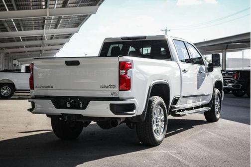2024 Chevrolet Silverado 2500 High Country