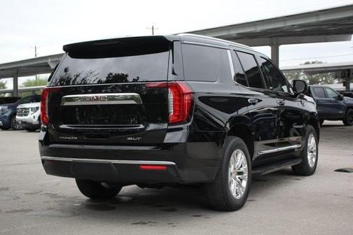 2021 GMC Yukon SLT