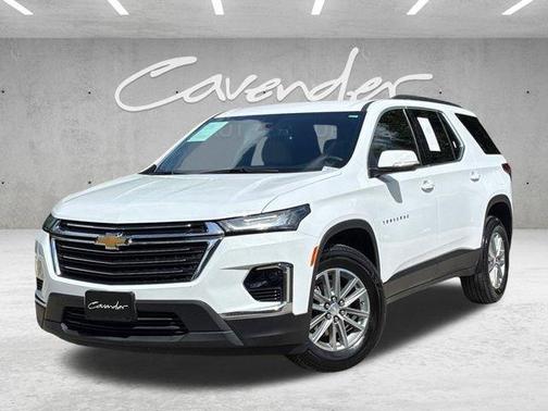 Summit White 2023 Chevrolet Traverse LT Cloth