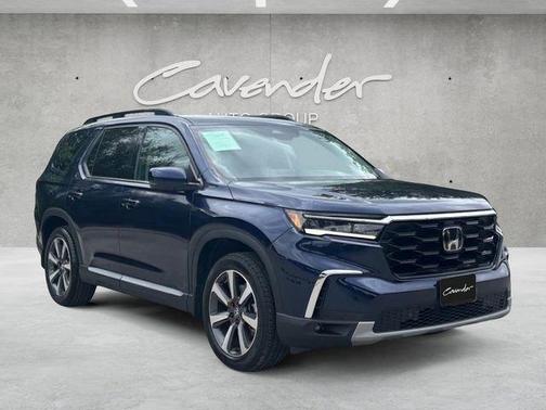 Obsidian Blue Pearl 2025 Honda Pilot Touring