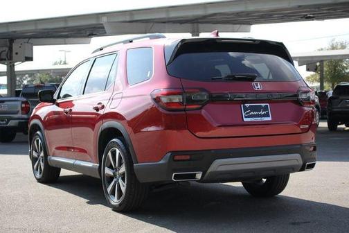 2024 Honda Pilot Touring