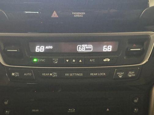 Gray 2018 Honda Pilot Elite