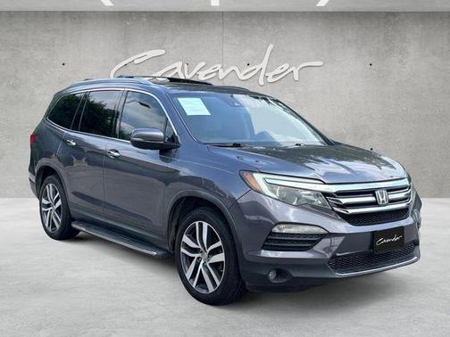 Gray 2018 Honda Pilot Elite
