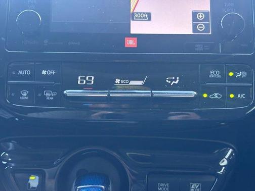 2016 Toyota Prius Four