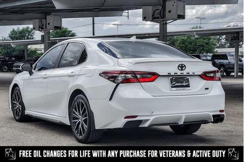 2023 Toyota Camry SE