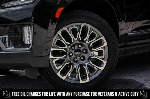 2023 GMC Yukon XL Denali Ultimate
