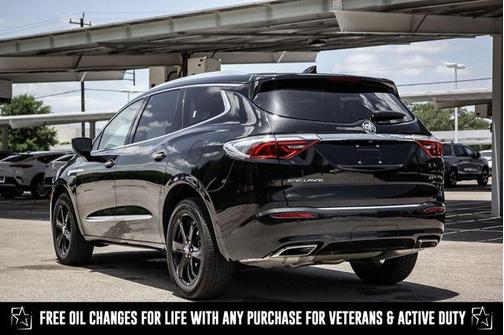 2024 Buick Enclave Essence