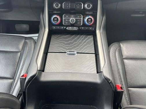 White Frost Tri-Coat 2021 GMC Yukon Denali
