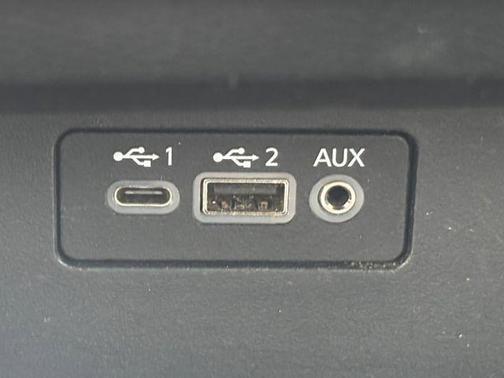 Glacier White 2023 Nissan Altima 2.5 SR