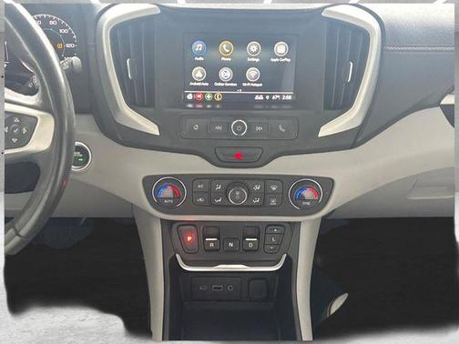 Quicksilver Metallic 2018 GMC Terrain SLE