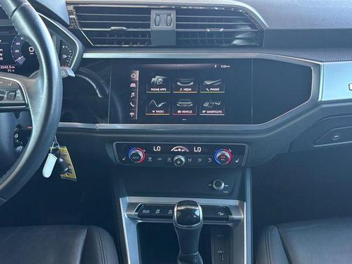 Chronos Gray Metallic 2019 Audi Q3 2.0T Premium