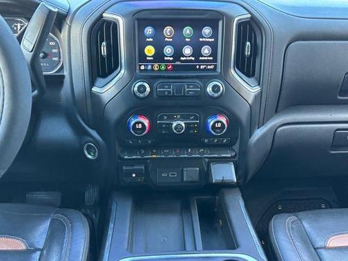 Summit White 2021 GMC Sierra 1500 AT4