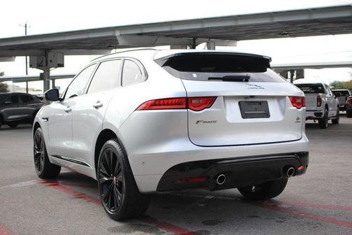 2019 Jaguar F-PACE S