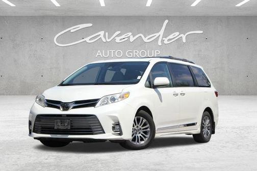 2020 Toyota Sienna XLE Premium