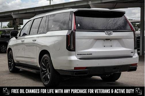 2023 Cadillac Escalade ESV Sport