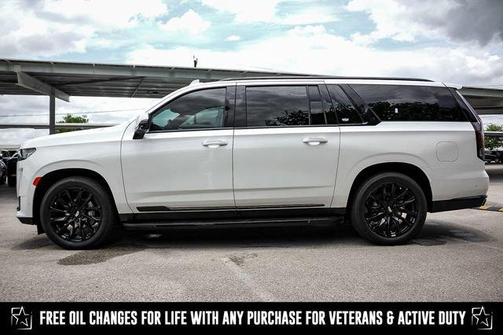 2023 Cadillac Escalade ESV Sport