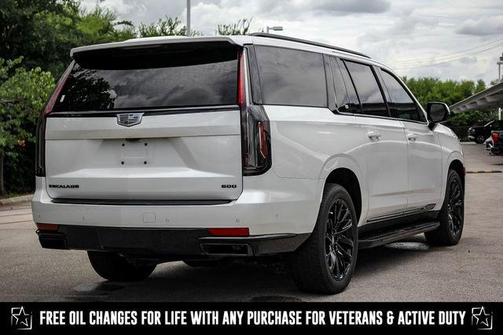 2023 Cadillac Escalade ESV Sport