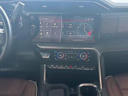 White Frost Tri-Coat 2024 GMC Sierra 2500 Denali Ultimate