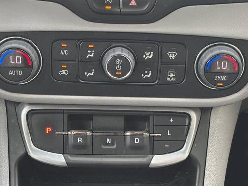Quicksilver Metallic 2022 GMC Terrain SLT