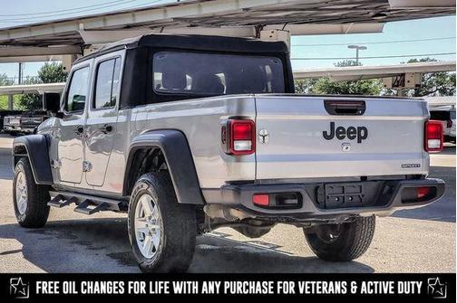 2020 Jeep Gladiator Sport