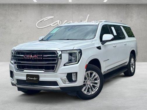 White Frost Tri-Coat 2022 GMC Yukon XL SLT
