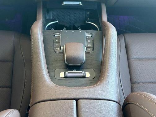 Obsidian Black Metallic 2025 Mercedes-Benz GLS 450 4MATIC
