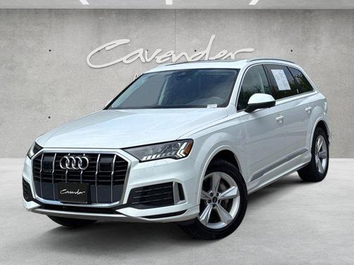 Carrara White 2024 Audi Q7 45 Premium Plus