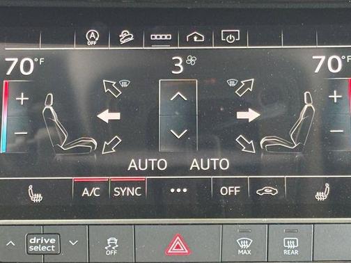 Carrara White 2024 Audi Q7 45 Premium Plus