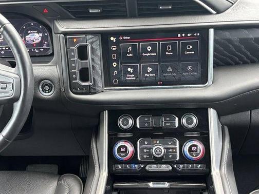 White Frost Tri-Coat 2023 GMC Yukon Denali