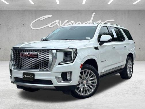 White Frost Tri-Coat 2023 GMC Yukon Denali