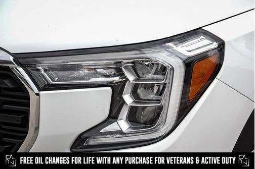 2022 GMC Terrain SLE
