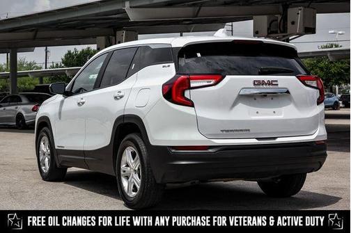 2022 GMC Terrain SLE