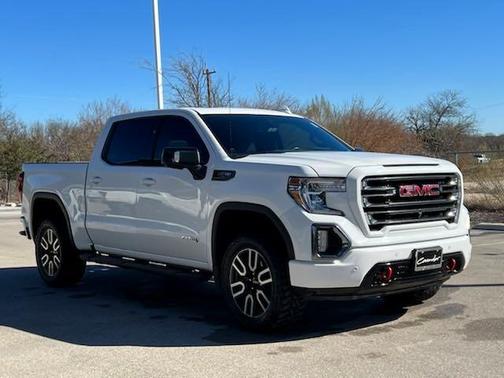 Photo 3 of 30 of 2019 GMC Sierra 1500 AT4