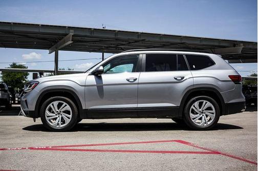 2022 Volkswagen Atlas 3.6L SE w/Technology