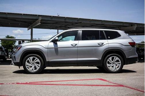 2022 Volkswagen Atlas 3.6L SE w/Technology