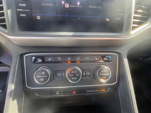 2021 Volkswagen Atlas 3.6L SE w/Technology