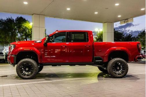 2025 GMC Sierra 2500 AT4