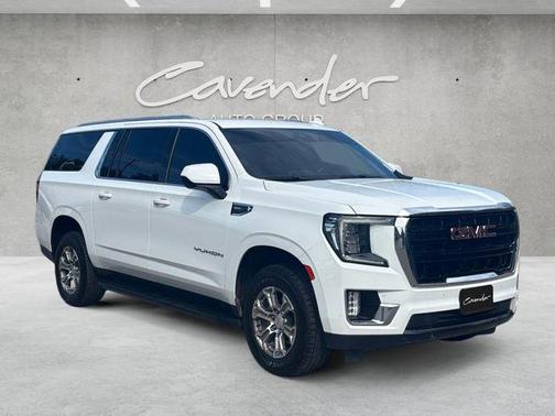2022 GMC Yukon XL SLE