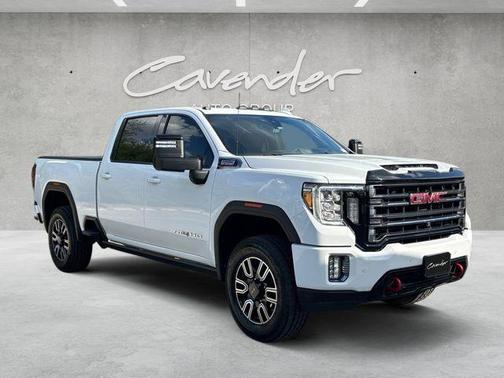 Summit White 2022 GMC Sierra 2500 AT4