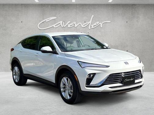 Summit White 2026 Buick Envista Preferred