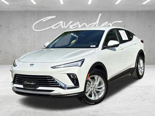 Summit White 2026 Buick Envista Preferred