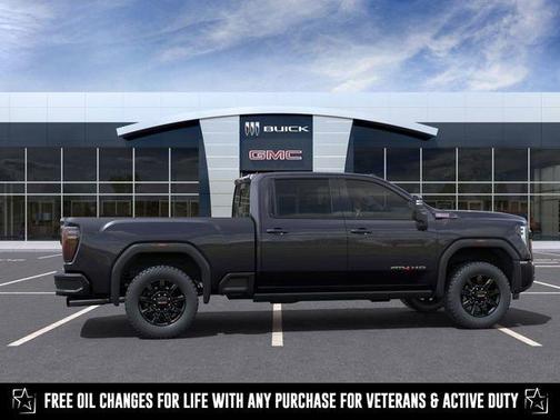 2025 GMC Sierra 2500 AT4
