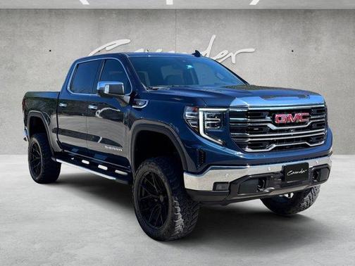 2022 GMC Sierra 1500 SLT