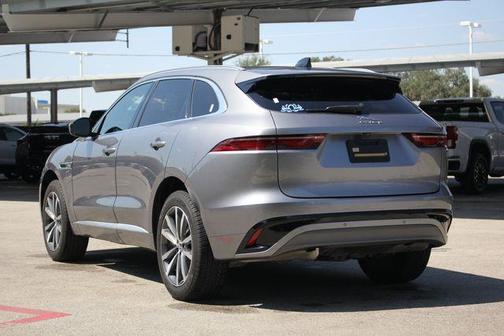 2024 Jaguar F-PACE P250 R-Dynamic S