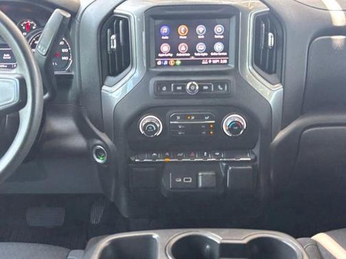 Summit White 2022 Chevrolet Silverado 1500 Custom