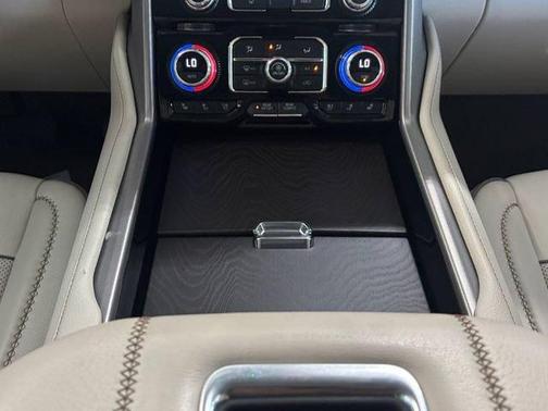 White Frost Tri-Coat 2022 GMC Yukon XL Denali