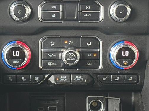 Cayenne Red Tintcoat 2021 GMC Yukon XL SLT