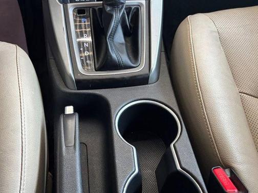 Geranium Red 2014 Hyundai ELANTRA Limited